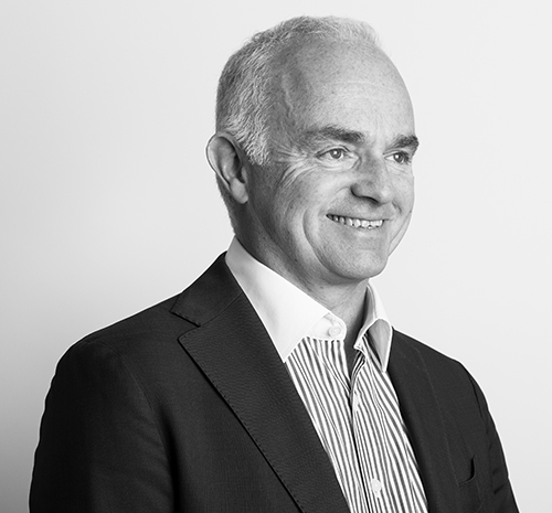 https://strabenshall.co.uk/wp-content/uploads/2019/04/Peter-Sayers-1.jpg